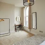 Apartment Host & - Artsbank Saltburn-by-the-Sea